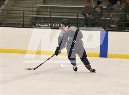 Thumbnail 3 in Regis Jesuit vs. Standley Lake (CHSAA 5A Quarterfinal) photogallery.