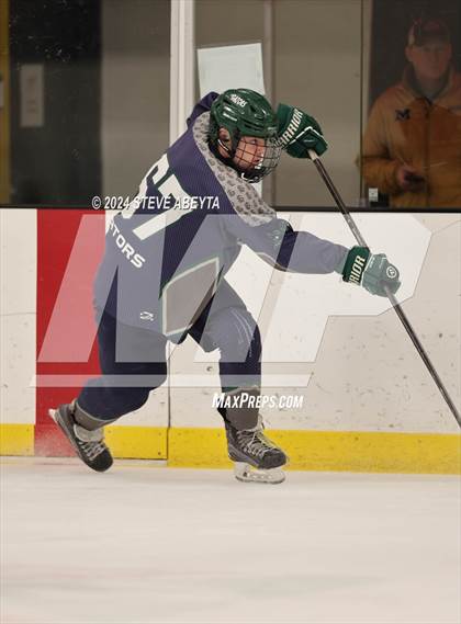 Thumbnail 3 in Regis Jesuit vs. Standley Lake (CHSAA 5A Quarterfinal) photogallery.