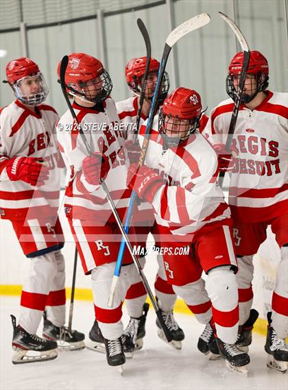 Thumbnail 2 in Regis Jesuit vs. Standley Lake (CHSAA 5A Quarterfinal) photogallery.