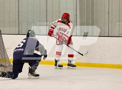 Thumbnail 3 in Regis Jesuit vs. Standley Lake (CHSAA 5A Quarterfinal) photogallery.