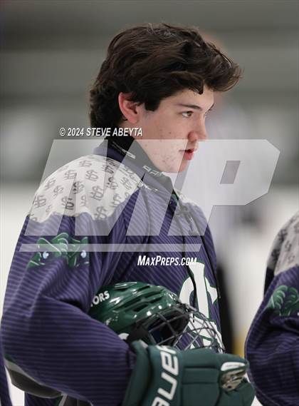 Thumbnail 2 in Regis Jesuit vs. Standley Lake (CHSAA 5A Quarterfinal) photogallery.