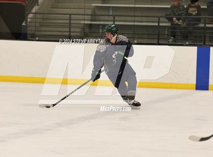 Thumbnail 2 in Regis Jesuit vs. Standley Lake (CHSAA 5A Quarterfinal) photogallery.