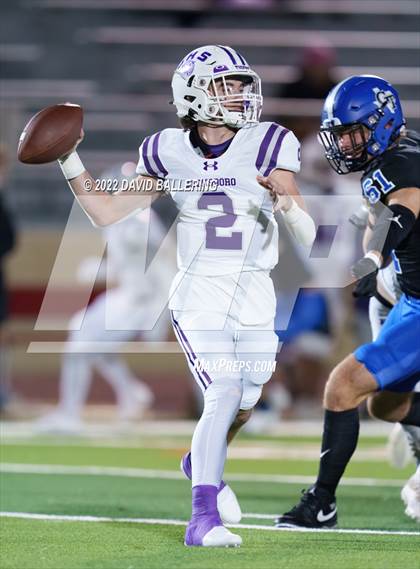 Thumbnail 3 in Jacksboro vs Gunter (UIL 3A D2 Area Playoff) photogallery.