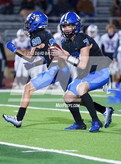Thumbnail 3 in Jacksboro vs Gunter (UIL 3A D2 Area Playoff) photogallery.