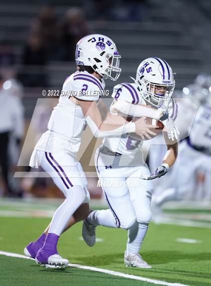 Thumbnail 3 in Jacksboro vs Gunter (UIL 3A D2 Area Playoff) photogallery.