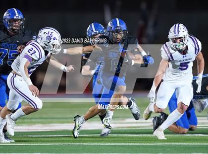 Thumbnail 3 in Jacksboro vs Gunter (UIL 3A D2 Area Playoff) photogallery.