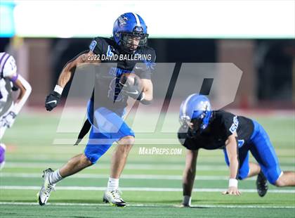Thumbnail 1 in Jacksboro vs Gunter (UIL 3A D2 Area Playoff) photogallery.