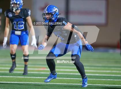 Thumbnail 3 in Jacksboro vs Gunter (UIL 3A D2 Area Playoff) photogallery.