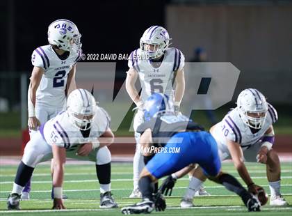 Thumbnail 1 in Jacksboro vs Gunter (UIL 3A D2 Area Playoff) photogallery.