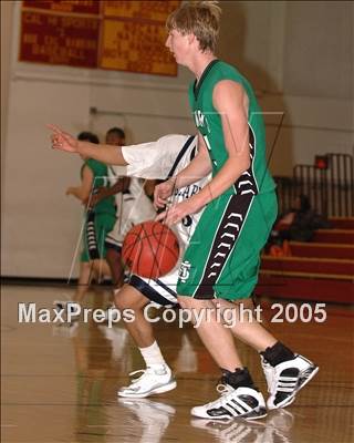 Thumbnail 2 in Bellarmine Prep vs. St. Mary's-Stockton (Jesuit Father Barry Classic) photogallery.