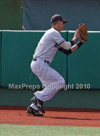 Thumbnail 2 in Central Valley vs. Shasta (Shasta Lake Tournament) photogallery.