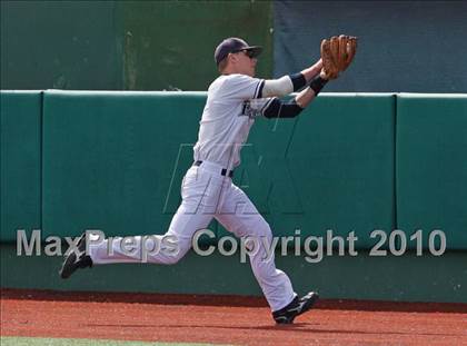 Thumbnail 1 in Central Valley vs. Shasta (Shasta Lake Tournament) photogallery.