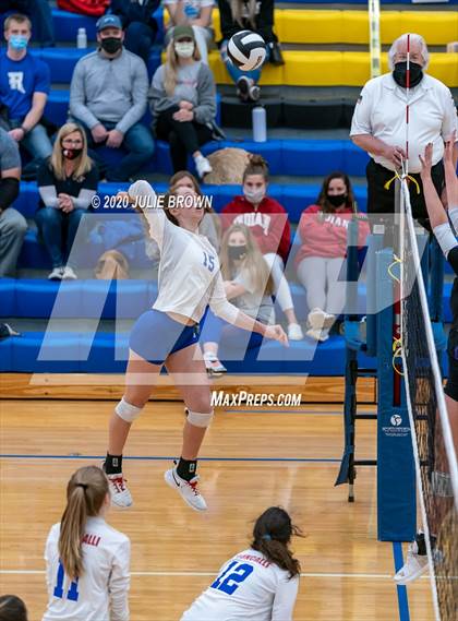 Thumbnail 2 in Roncalli vs Brownsburg (IHSAA 4A Regional Semifinal) photogallery.