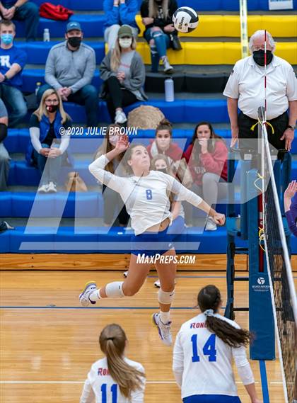 Thumbnail 3 in Roncalli vs Brownsburg (IHSAA 4A Regional Semifinal) photogallery.