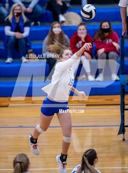 Thumbnail 3 in Roncalli vs Brownsburg (IHSAA 4A Regional Semifinal) photogallery.