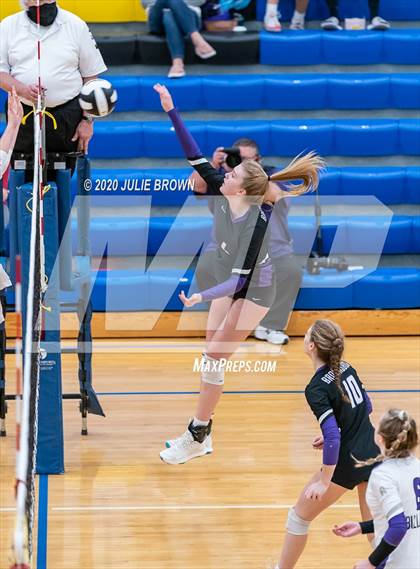 Thumbnail 2 in Roncalli vs Brownsburg (IHSAA 4A Regional Semifinal) photogallery.