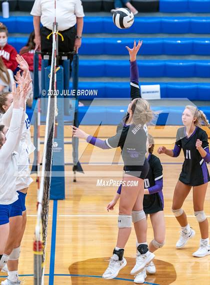 Thumbnail 1 in Roncalli vs Brownsburg (IHSAA 4A Regional Semifinal) photogallery.