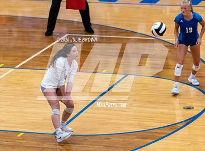 Thumbnail 1 in Roncalli vs Brownsburg (IHSAA 4A Regional Semifinal) photogallery.