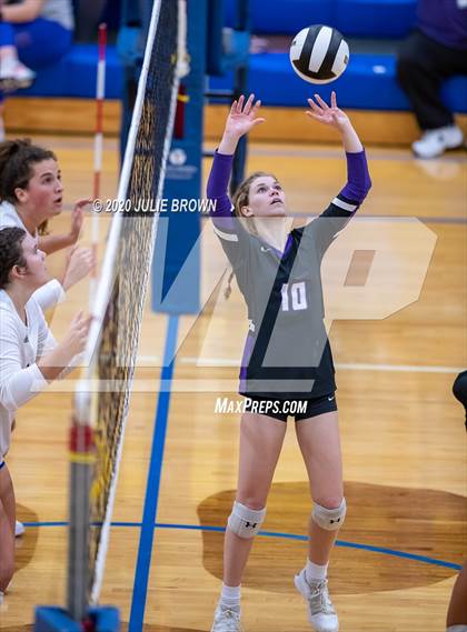 Thumbnail 2 in Roncalli vs Brownsburg (IHSAA 4A Regional Semifinal) photogallery.