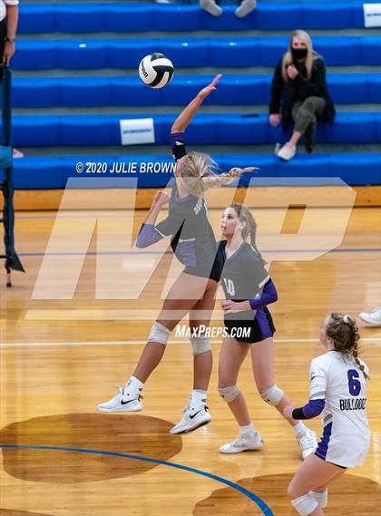 Thumbnail 2 in Roncalli vs Brownsburg (IHSAA 4A Regional Semifinal) photogallery.