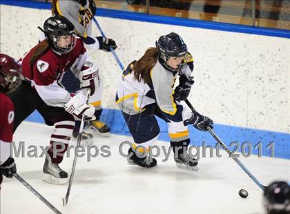 Thumbnail 2 in North Haven vs. Simsbury (CCGHL Final) photogallery.