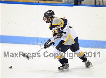 Thumbnail 1 in North Haven vs. Simsbury (CCGHL Final) photogallery.
