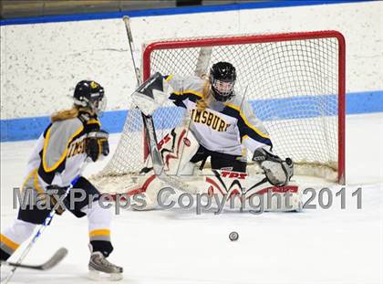 Thumbnail 3 in North Haven vs. Simsbury (CCGHL Final) photogallery.