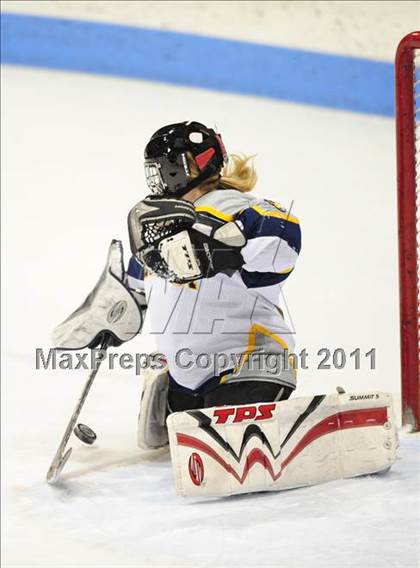 Thumbnail 3 in North Haven vs. Simsbury (CCGHL Final) photogallery.