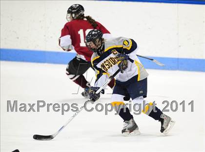 Thumbnail 3 in North Haven vs. Simsbury (CCGHL Final) photogallery.
