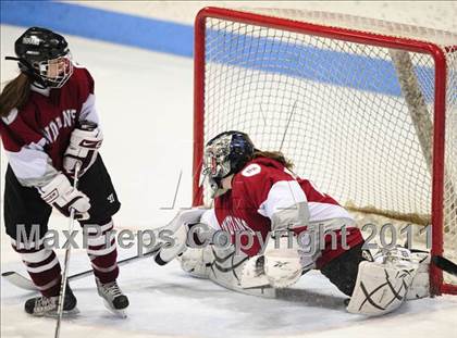 Thumbnail 2 in North Haven vs. Simsbury (CCGHL Final) photogallery.