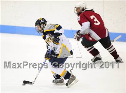 Thumbnail 2 in North Haven vs. Simsbury (CCGHL Final) photogallery.