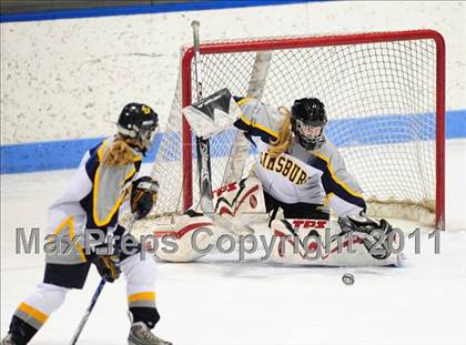 Thumbnail 1 in North Haven vs. Simsbury (CCGHL Final) photogallery.