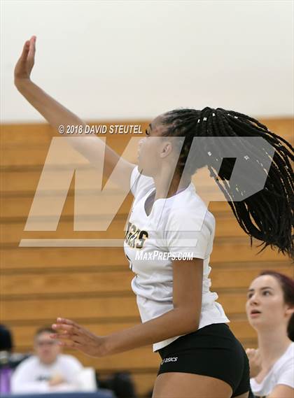 Thumbnail 2 in Antelope @ Inderkum photogallery.