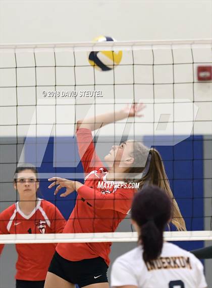 Thumbnail 2 in Antelope @ Inderkum photogallery.