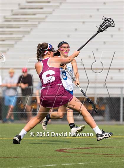 Thumbnail 2 in Old Lyme vs Granby Memorial (CIAC Class S Semifinal) photogallery.