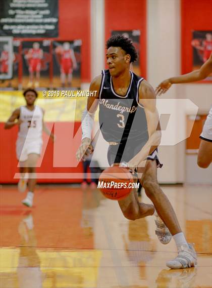 Thumbnail 1 in Vandegrift @ Vista Ridge photogallery.