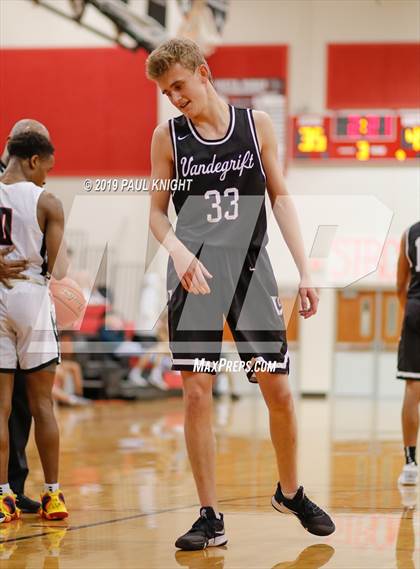 Thumbnail 1 in Vandegrift @ Vista Ridge photogallery.