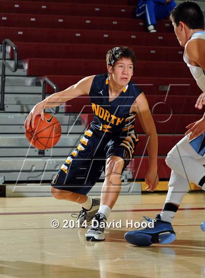 Thumbnail 1 in Olympia vs. JW North (MaxPreps Holiday Classic) photogallery.