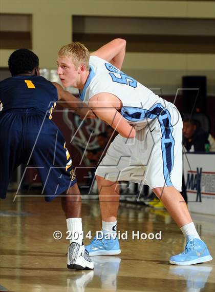 Thumbnail 1 in Olympia vs. JW North (MaxPreps Holiday Classic) photogallery.