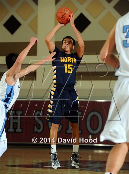 Thumbnail 3 in Olympia vs. JW North (MaxPreps Holiday Classic) photogallery.