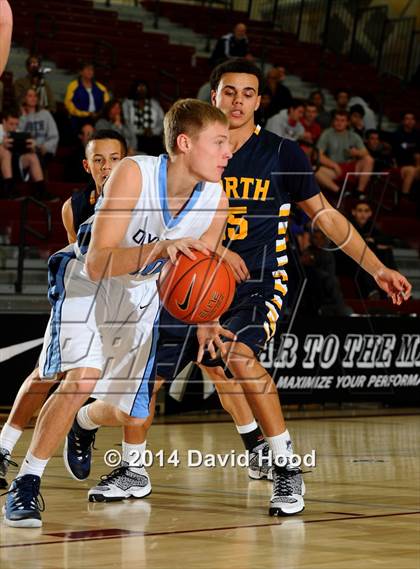 Thumbnail 1 in Olympia vs. JW North (MaxPreps Holiday Classic) photogallery.