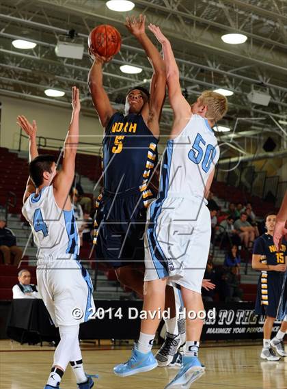 Thumbnail 1 in Olympia vs. JW North (MaxPreps Holiday Classic) photogallery.