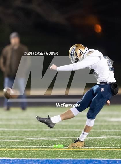 Thumbnail 3 in Brentwood vs. Independence (TSSAA Division 1 2nd Round Playoff) photogallery.
