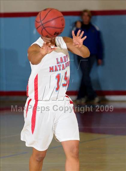 Thumbnail 1 in Del Campo @ Mira Loma photogallery.