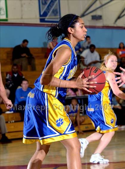 Thumbnail 3 in Del Campo @ Mira Loma photogallery.