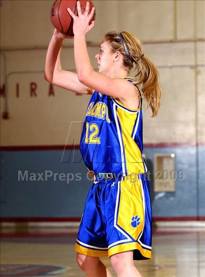 Thumbnail 1 in Del Campo @ Mira Loma photogallery.