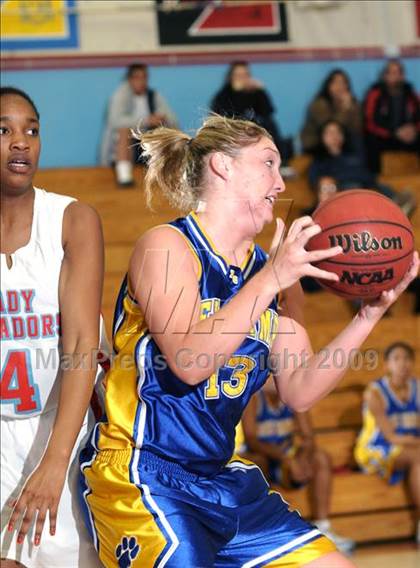 Thumbnail 2 in Del Campo @ Mira Loma photogallery.