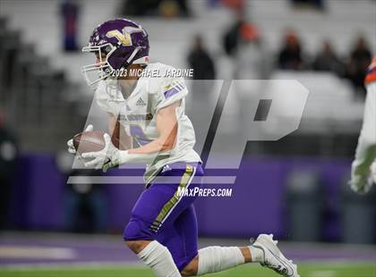 Thumbnail 1 in Lake Stevens vs Graham-Kapowsin (WIAA 4A Final) photogallery.