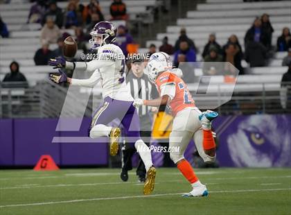 Thumbnail 3 in Lake Stevens vs Graham-Kapowsin (WIAA 4A Final) photogallery.