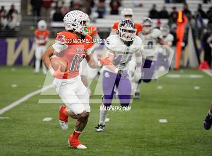 Thumbnail 2 in Lake Stevens vs Graham-Kapowsin (WIAA 4A Final) photogallery.